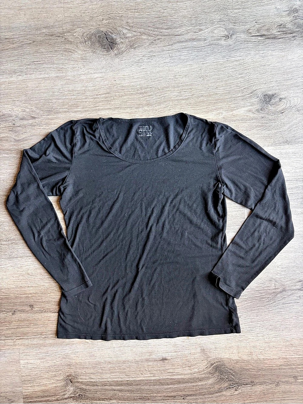 Black Long Sleeve Tee